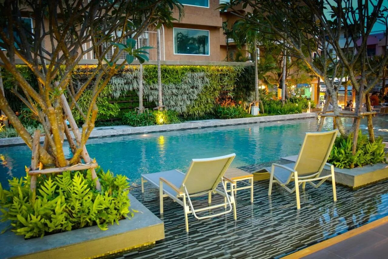 Kudos parc. Citrus отель паттайя. цитрус парк паттайя. цитрус гранд отель паттайя. grand scenaria hotel (ex. citrus parc hotel) 4* (паттайя).