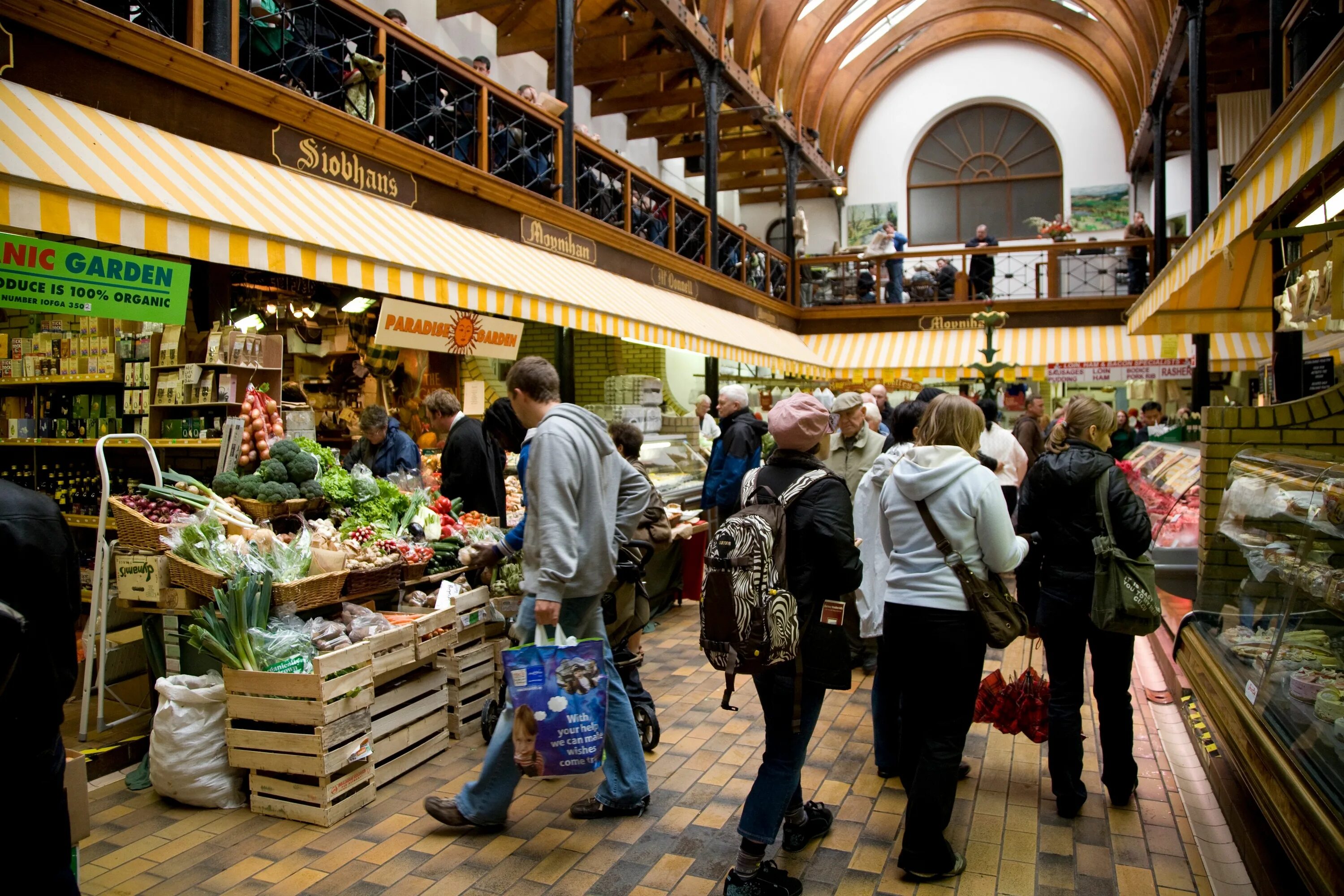 Рынок на английском языке. The English Market, Cork. Корк базар. Знаменитый рынок Англии. Старый английский рынок Лавка.