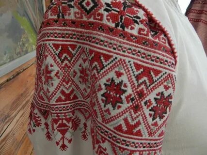 Вышивка народного костюма