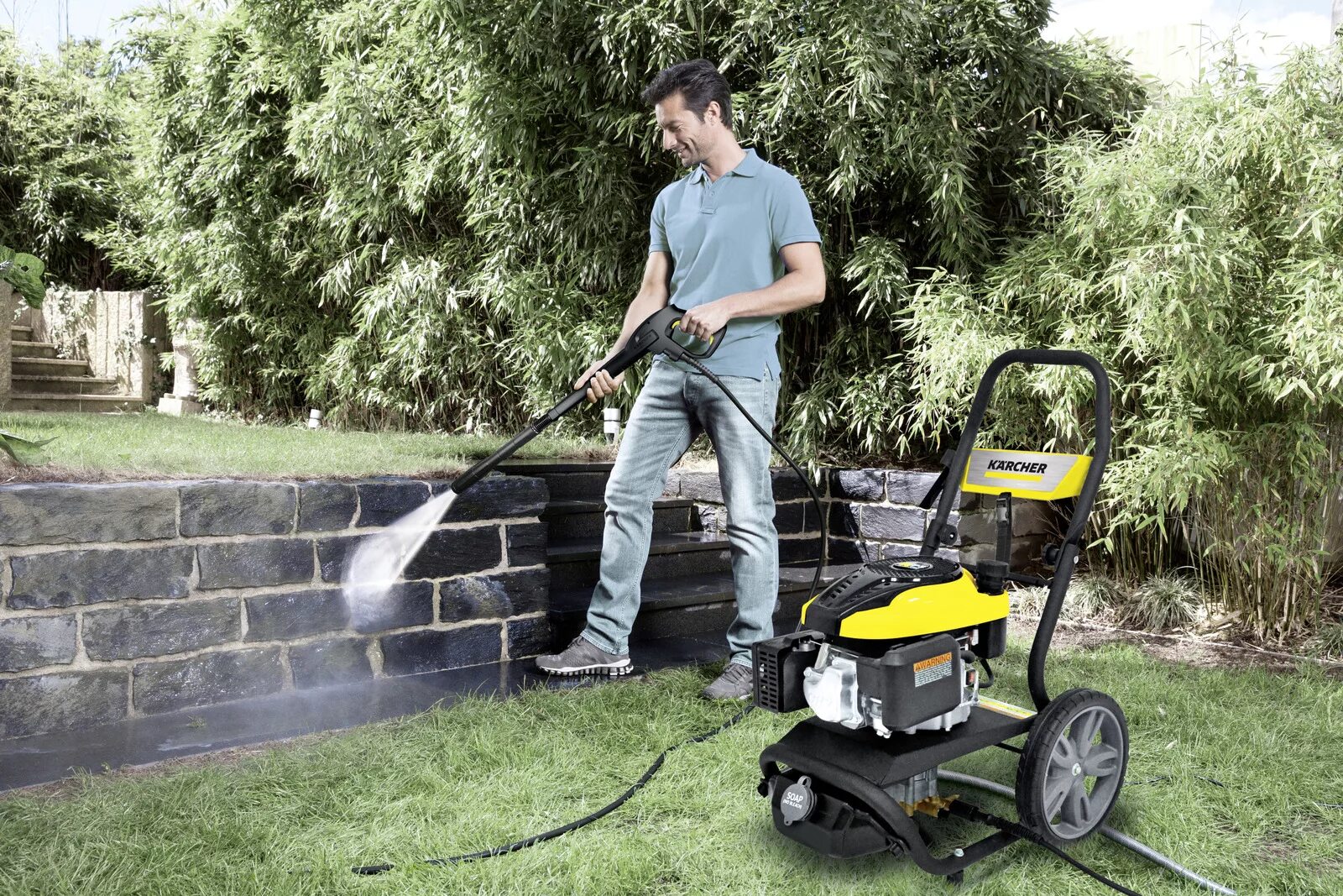 Karcher g 7.180. Мойка высокого давления Karcher. Кархер мойка высокого давления. Автономные мойки высокого давления Karcher. Мытье автомобиля мойкой высокого давления