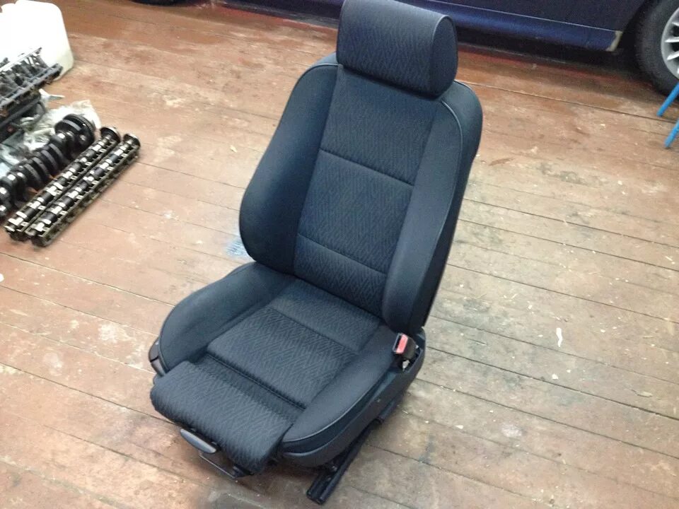 Bmw e39 recaro. Bmw e39 м5 салон. Сиденья bmw e39 individual. Сиденья bmw e38 комфорт. Сиденья бмв е39.