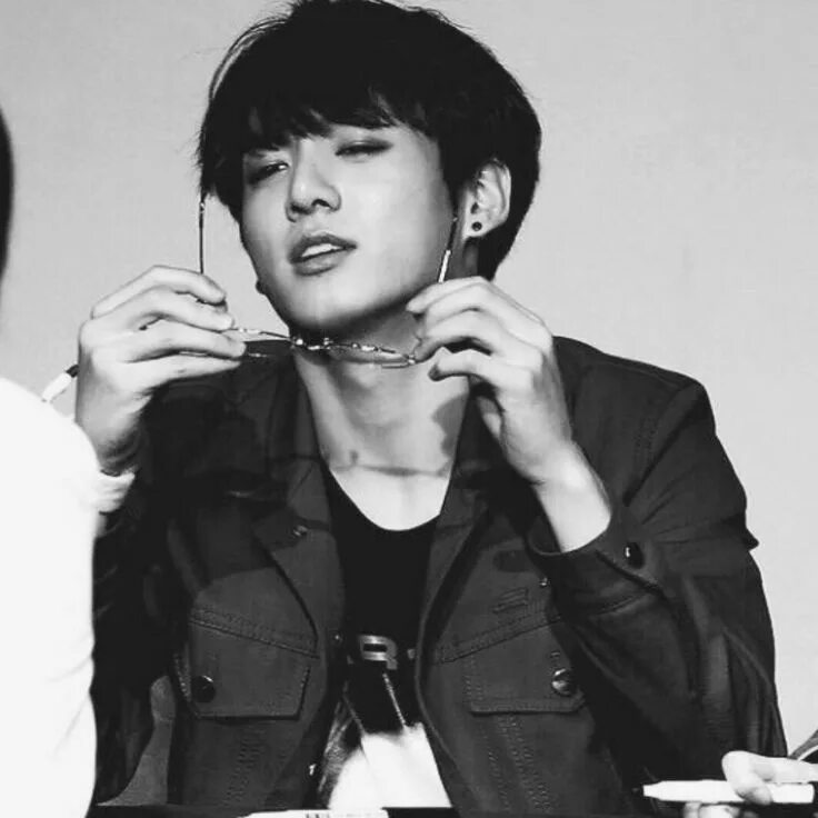 Чонгук bts daddy. Бтс чигуки 18. Чонгук бтс jimin. Фанфики с участием чон чонгук пак. Фанфики с участием чон чонгук пак.
