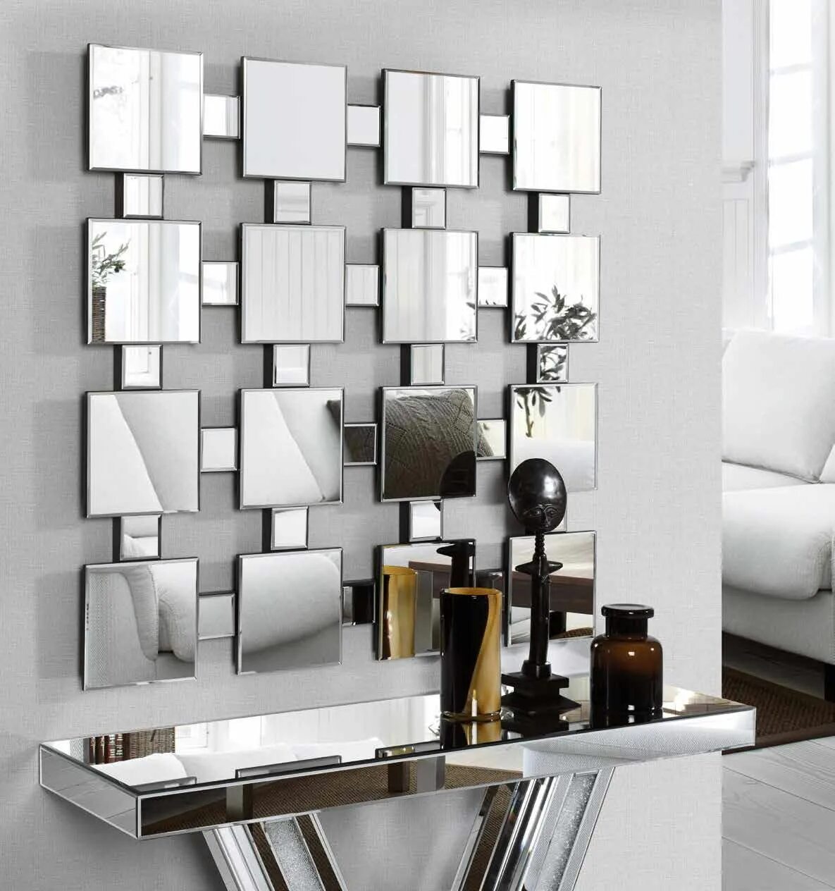 Настенное зеркальное панно. Декор стены зеркалами. Квадратные зеркала в интерьере. Зеркальная плитка на стену. Стена квадратики