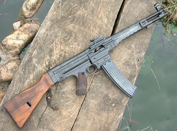 42 х 12. Автомат MKB.42(H). MKB.42 автомат. MKB.42(H). STG 44 + MKB 42 H.