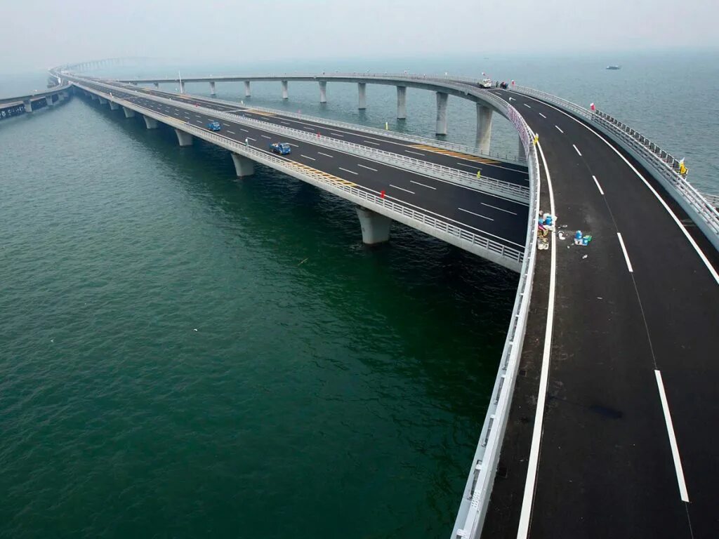 Самый большой конец в мире. Даньян-Куньшаньский виадук Китай. Мост Даньян-Куньшаньский виадук. Танянь-Кунышаньский виадук. Самый длинный мост в мире Даньян-Куньшаньский виадук.