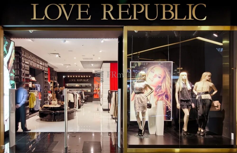 Love Republic витрина. Витрины магазина лав Репаблик. Love Republic витрина магазина. Love Republic магазин. Лове репаблик магазины