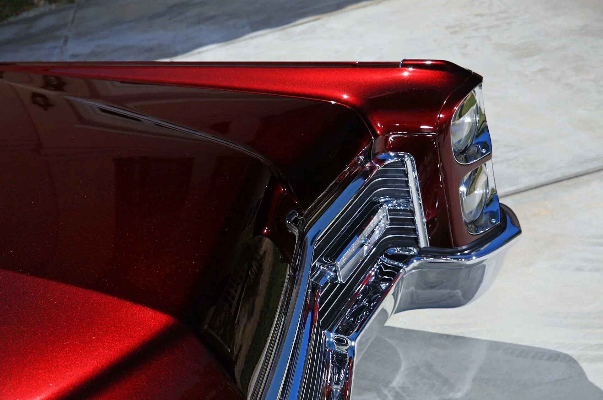 Кэнди цена. Candy краска Red cn3. 1966 Cadillac Deville лоурайдер. Кэнди краска красный Рубин. Cadillac Coupe Deville Tuning.