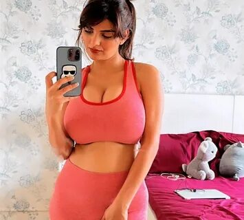 Anveshi jain nudes - filmyposter.com.