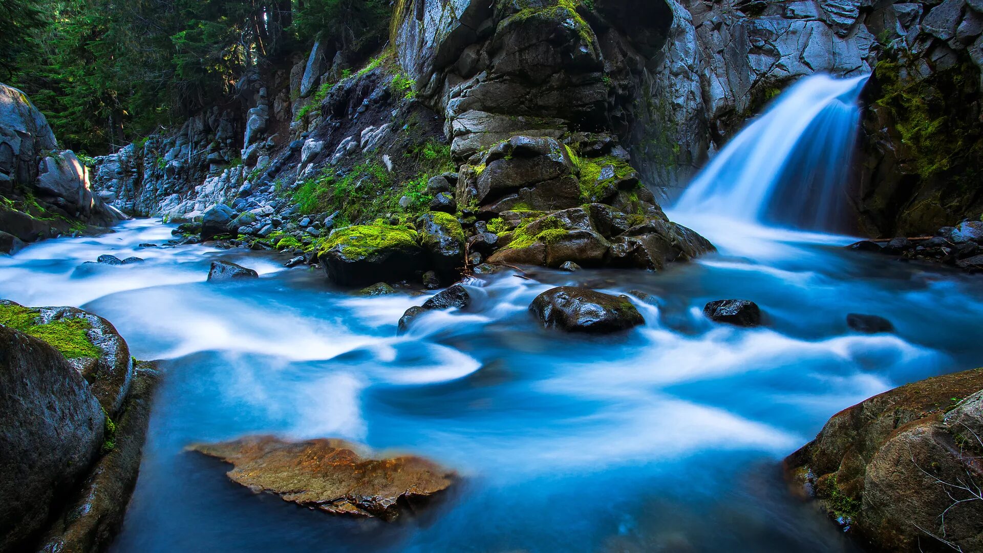 Загрузить живые обои. Красивые водопады. Пейзаж водопад. Водопад в горах. Картинки водопады красивые.