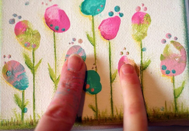 Рисование пальчиками цветы. Рисование цветов пальчиками. Рисование пальцами. Рисование отпечатками цветы.