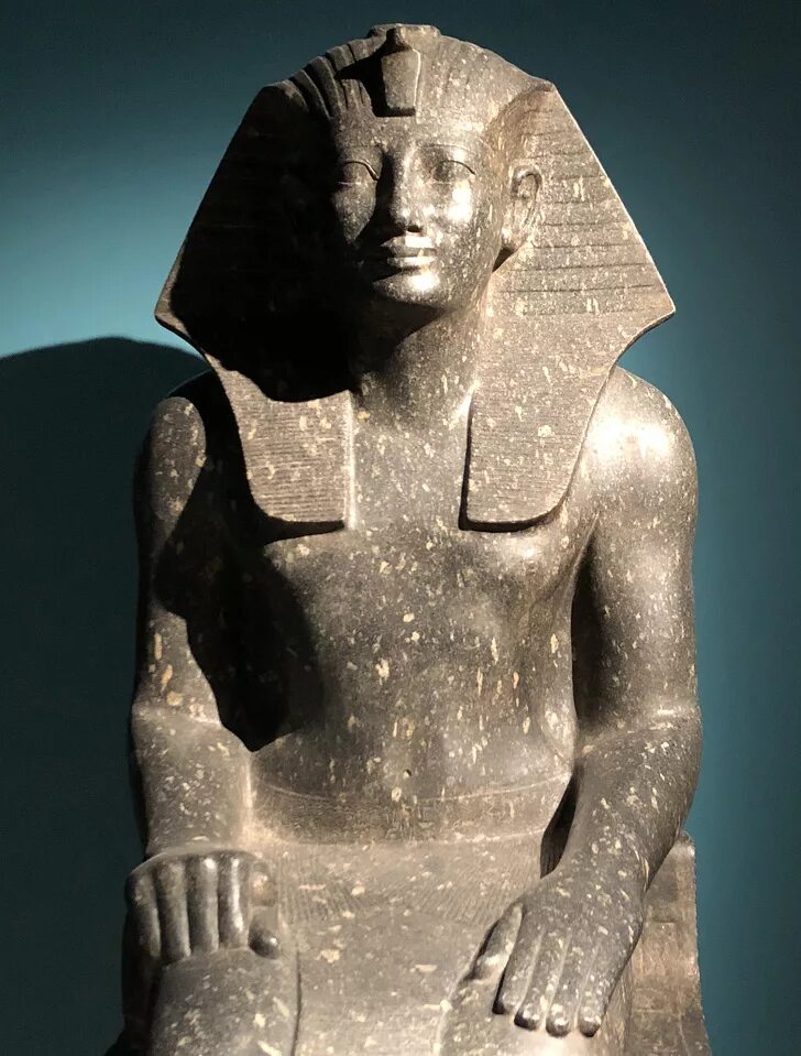 Хатшепсут. Фараон Хатшепсут. Хатшепсут царицы древнего Египта. Статуя Хатшепсут.