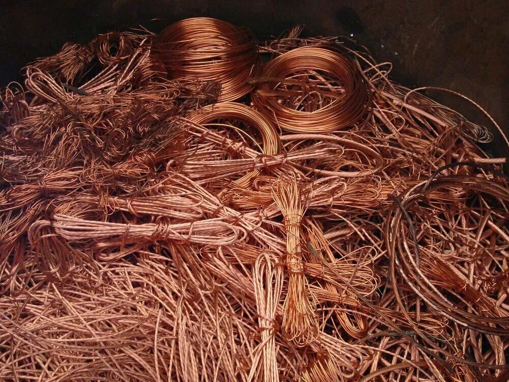 Нашел цветной металл. Copper wire 99.99%. Лом меди м00. Медь Коппер. Лом меди (а-1-2, а-1-2а) Мик.