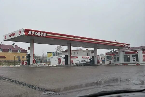 Техническая 7 стерлитамак. Азс стерлитамак. Заправочные станции г астрахани еда. Заправки едиар. Резервуарный парк азс лукойл.