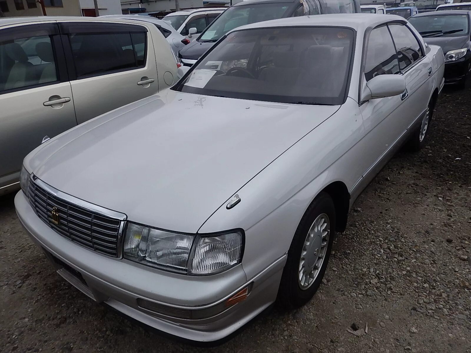 Crown jzs145. Краун машина 1993. Краун 145 кузов. Обои тойота краун 145 кузов. Crown 145.