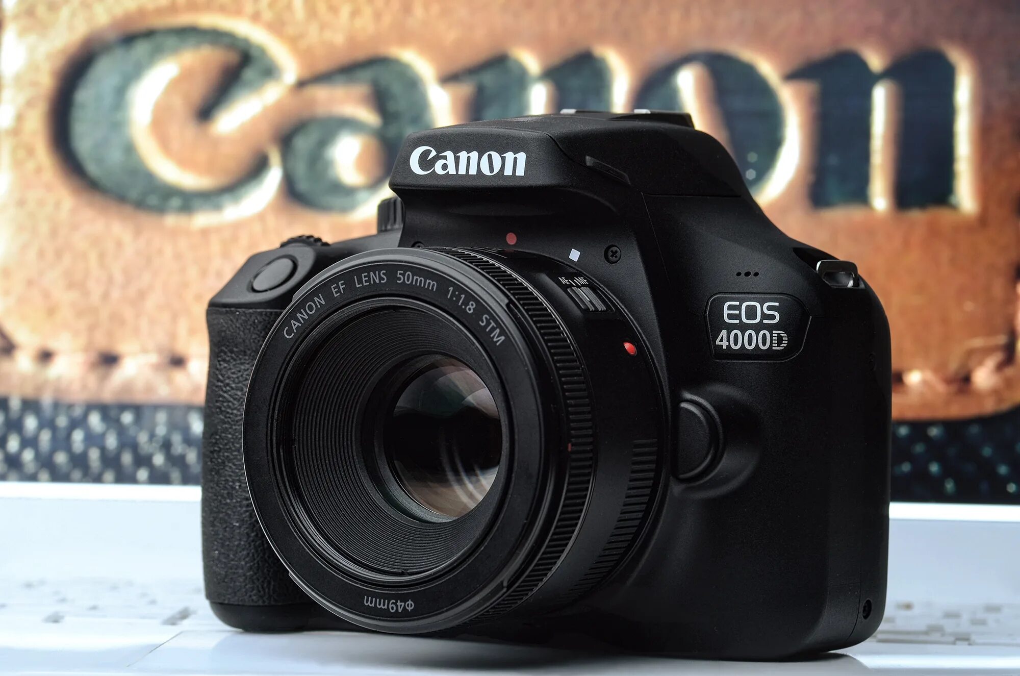 Зеркальный фотоаппарат canon eos. Canon EOS 4000d. Фотоаппарат Canon 4000d. Зеркальный фотоаппарат Canon EOS 4000d Kit. Canon EOS 4000 D 18-55 Kit.