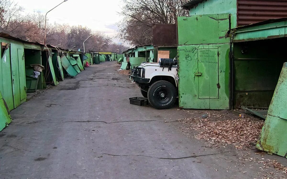 Как узнать снесут ли гараж. Снос гаражей. демонтаж гаражей москва. снесли гаражи. гаражный кооператив.