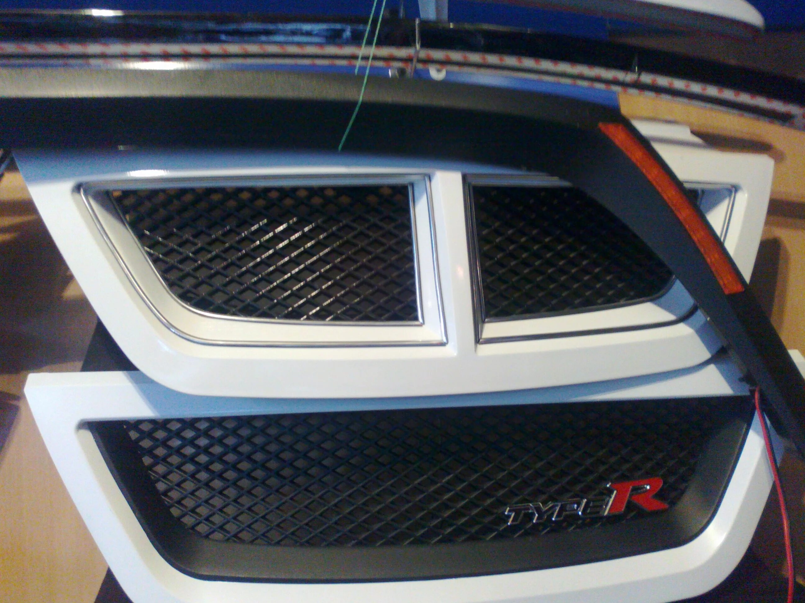 Решетка радиатора нексия. Решетка на дэу нексия н100. Решетка радиатора нексия. Решетка радиатора черная дэу нексия n150 артикул. Решетки радиатора нексия n150 ген.