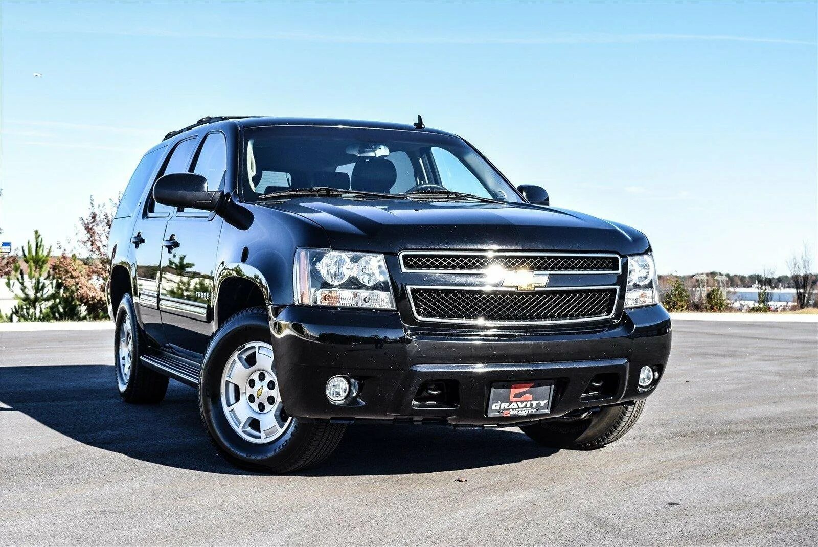 Купить шевроле иркутская область. Chevrolet Tahoe 2010. Chevy Tahoe 2010. Chevrolet Tahoe 2023. Chevrolet Tahoe 2010.США.