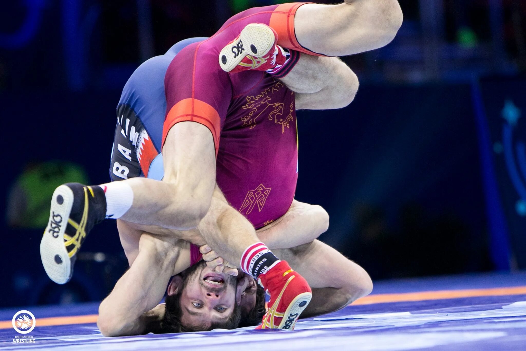 Wrestling championships. Сергей степанов борец united world wrestling. борьба uww. юнайтед ворлд врестлинг. uww объединенный мир борьбы.