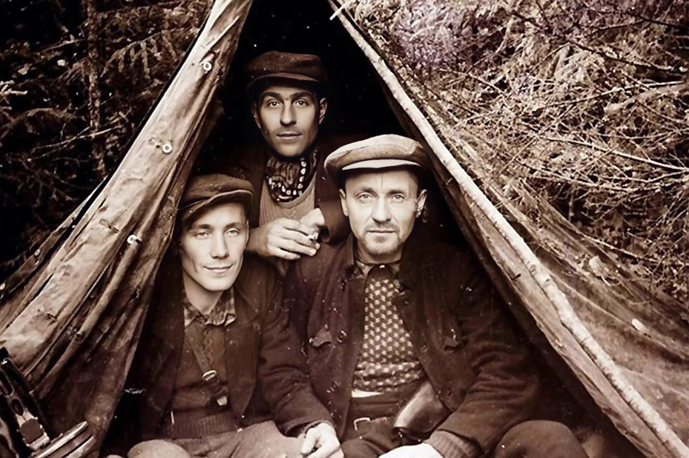 Лесные братья это. Литовские лесные братья 1944 1953г. Лесные братья это. Литовские партизаны лесные братья. Литва 1946 лесные братья.