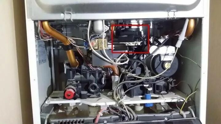 Котел не греет воду причины. Фитиль газовой колонки беретта. Электролюкс котёл газовый двухконтурный. Газовый котёл аристон bs ii 24ff. Котел не греет воду причины.