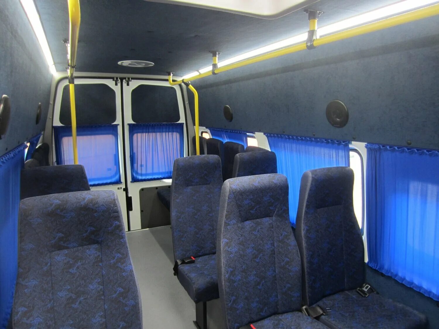 Заказать авто на свадьбу в Твери в компании Bus-69