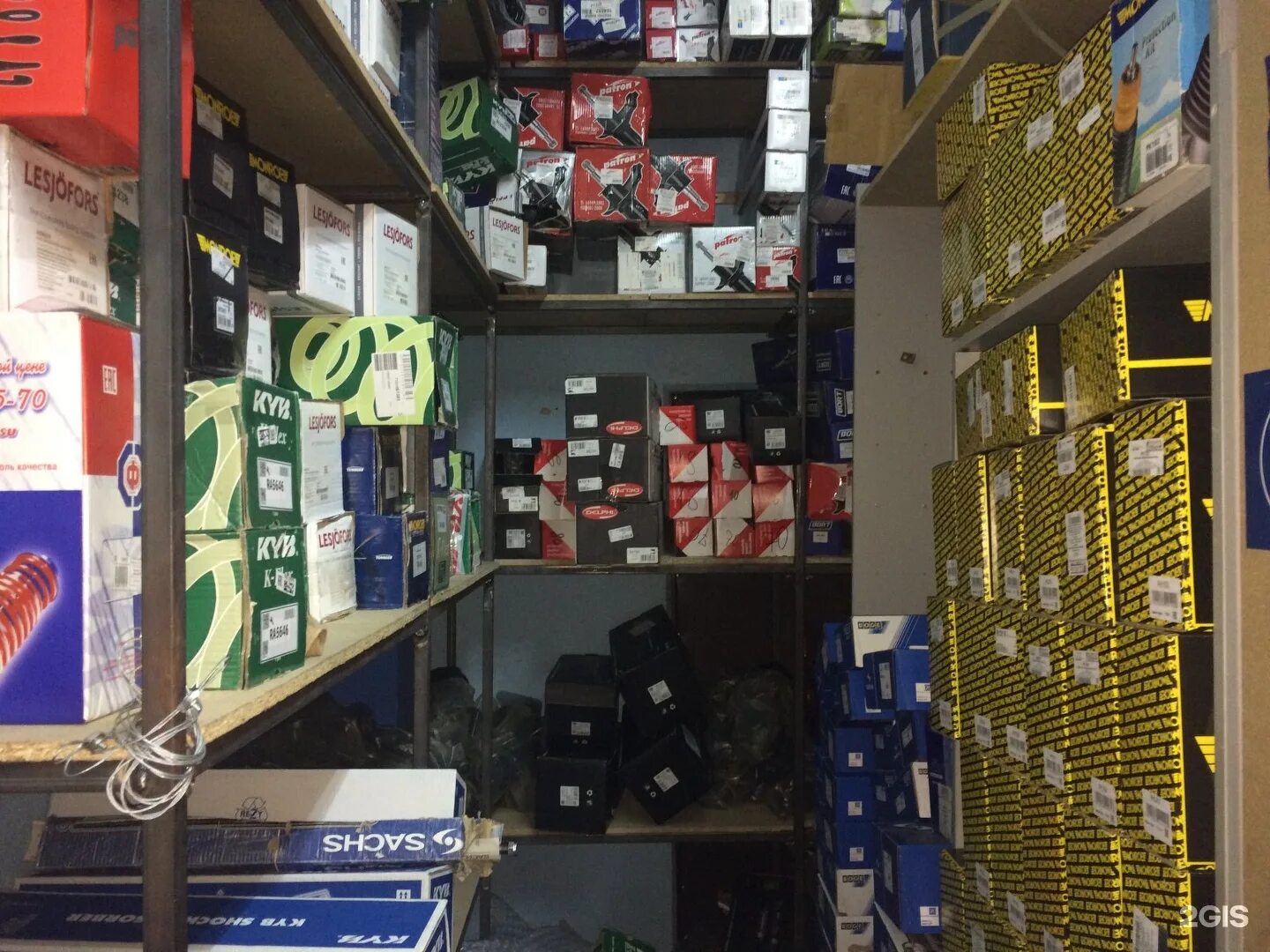 магазин амортизаторов. магазин амортизаторов. задние стойки ваз каяба. амортизаторы зад тойота хайс. мир амортизаторов.