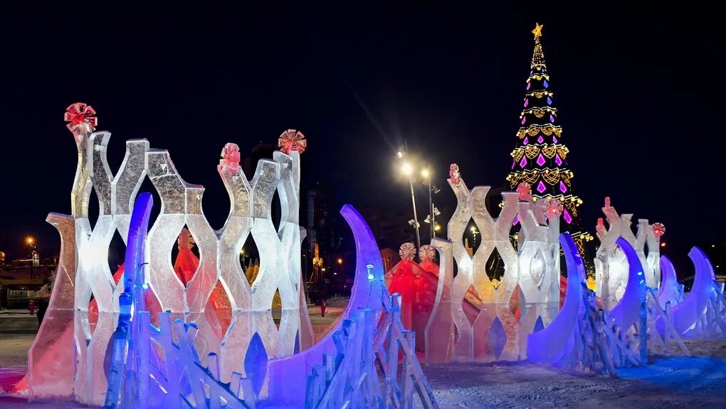 Режим работы ледового городка пермь. Ледовый городок пермь 2022 на эспланаде. Ледовый город эспланада. Ледовый городок в перми на эспланаде. Ледовый городок пермь 2022.