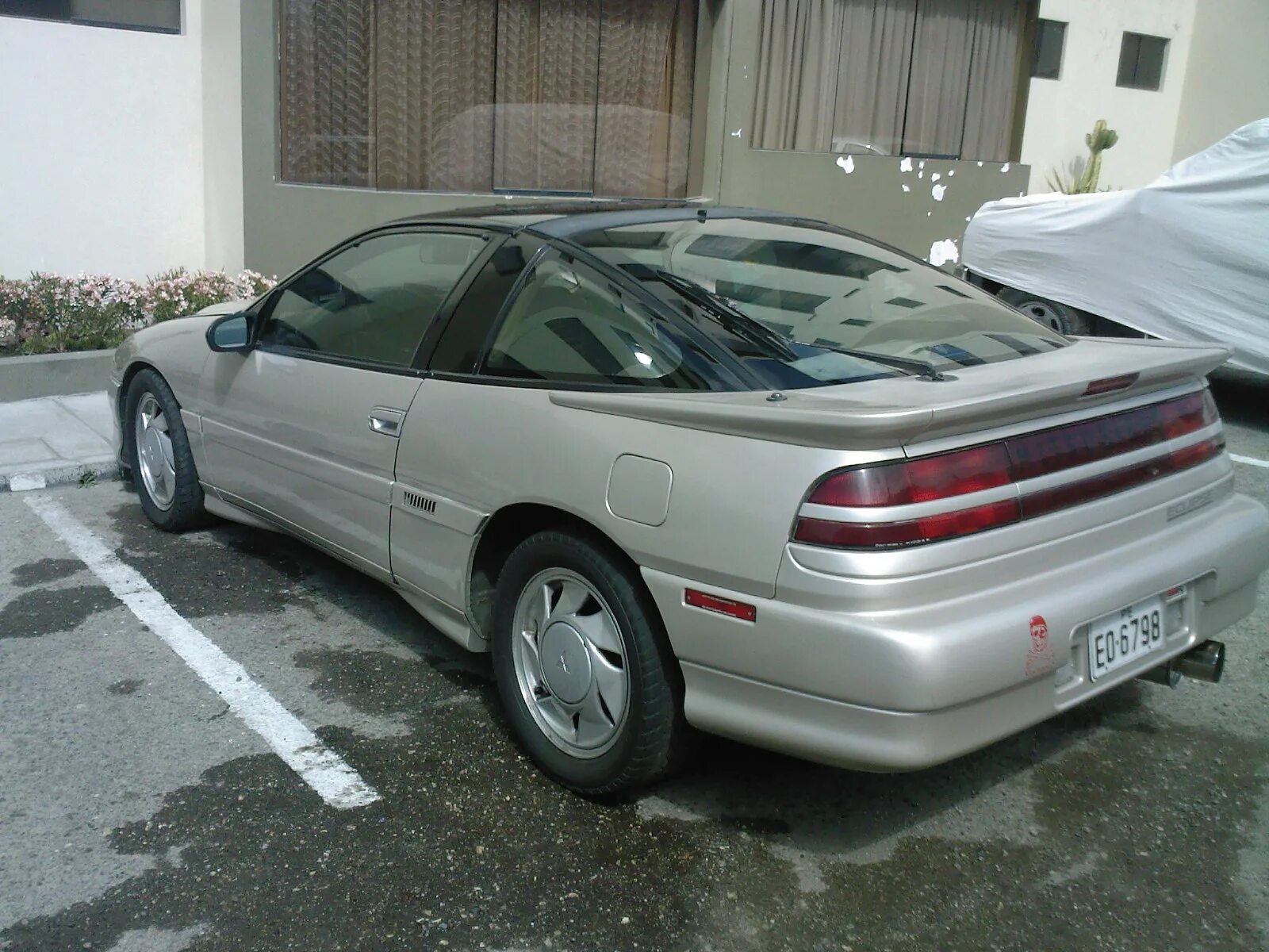Митсубиси 1990. Митсубиси Eclipse 1990. Mitsubishi Eclipse GSX 1990. Mitsubishi Eclipse 90. Митсубиси Эклипс 1 1990.