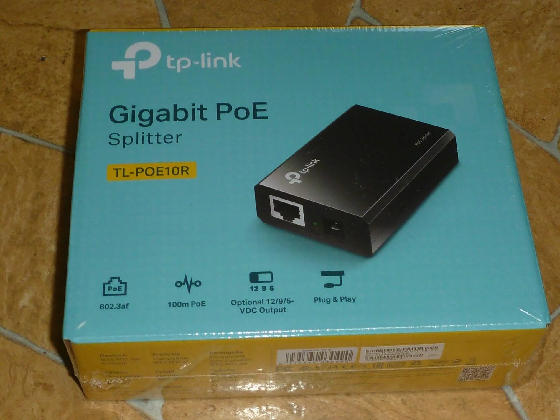 Poe инжектор tp link. POE TP-link TL-poe10r. TP-link TL-poe10r POE Splitter. TP-link TL-poe10r POE Splitter IEEE 802.3af. Сетевой адаптер TP-link сплиттер POE TL-poe10r.