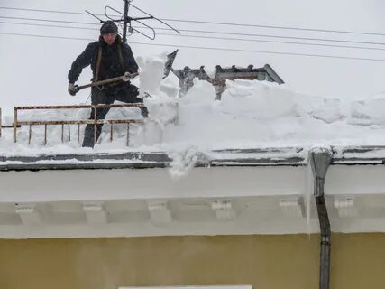 Сброситься или заговорить с ней