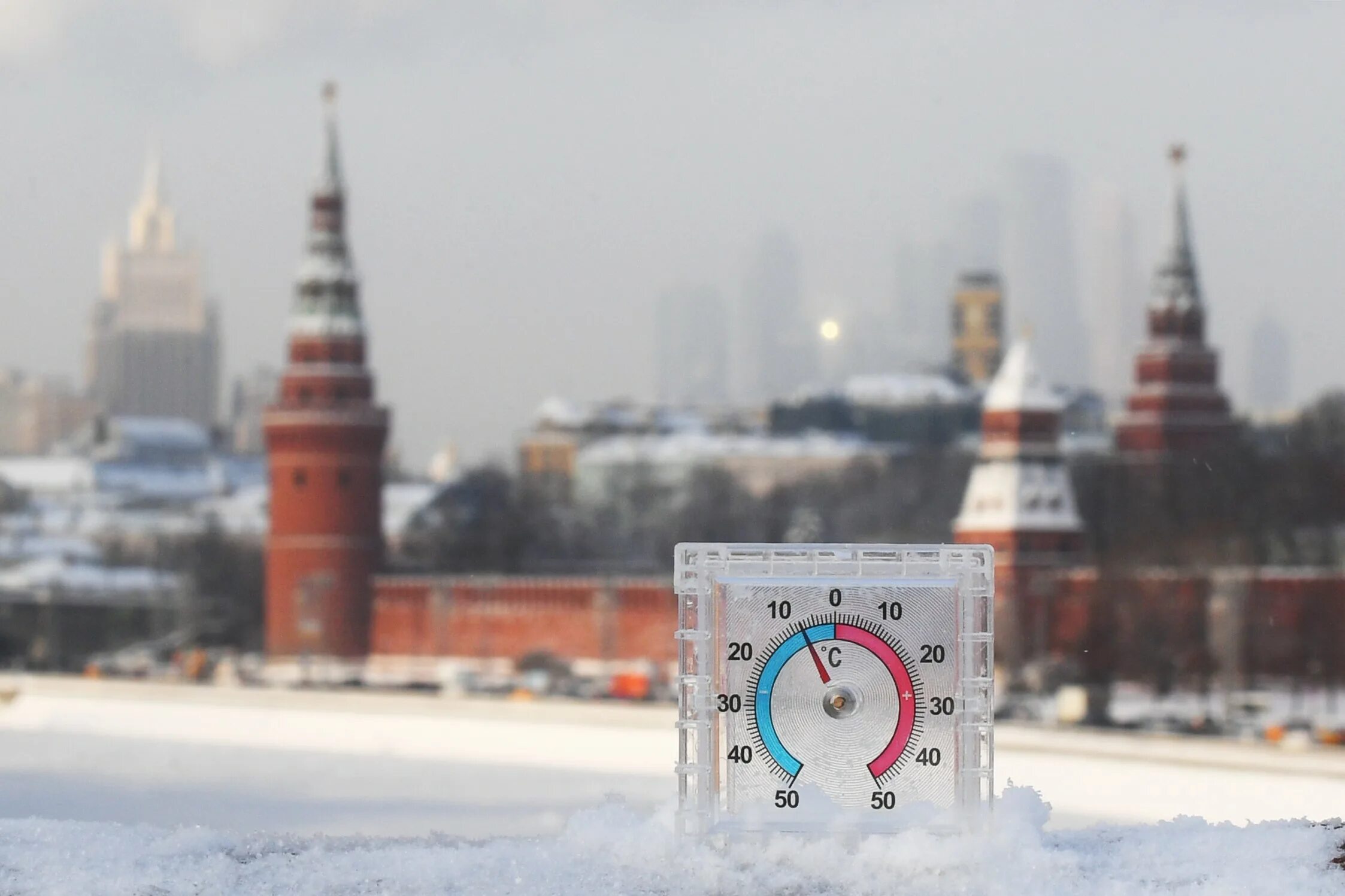 В каком городе тепло зимой. Климат москвы. зима в москве. климат москвы зимой. морозная зима в москве.
