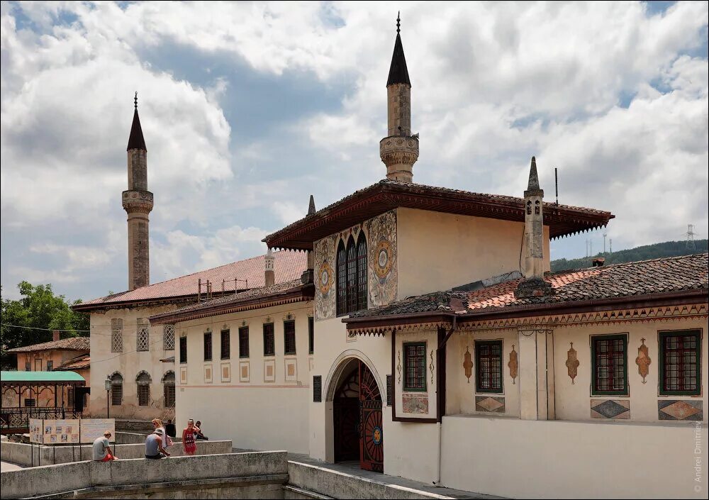 Бахчисарай столица крымского ханства. Крымских улочек бахчисарай. Карло боссоли бахчисарай ханский дворец. Объекты юнеско в крыму ханский дворец. Дворец хана в бахчисарае.