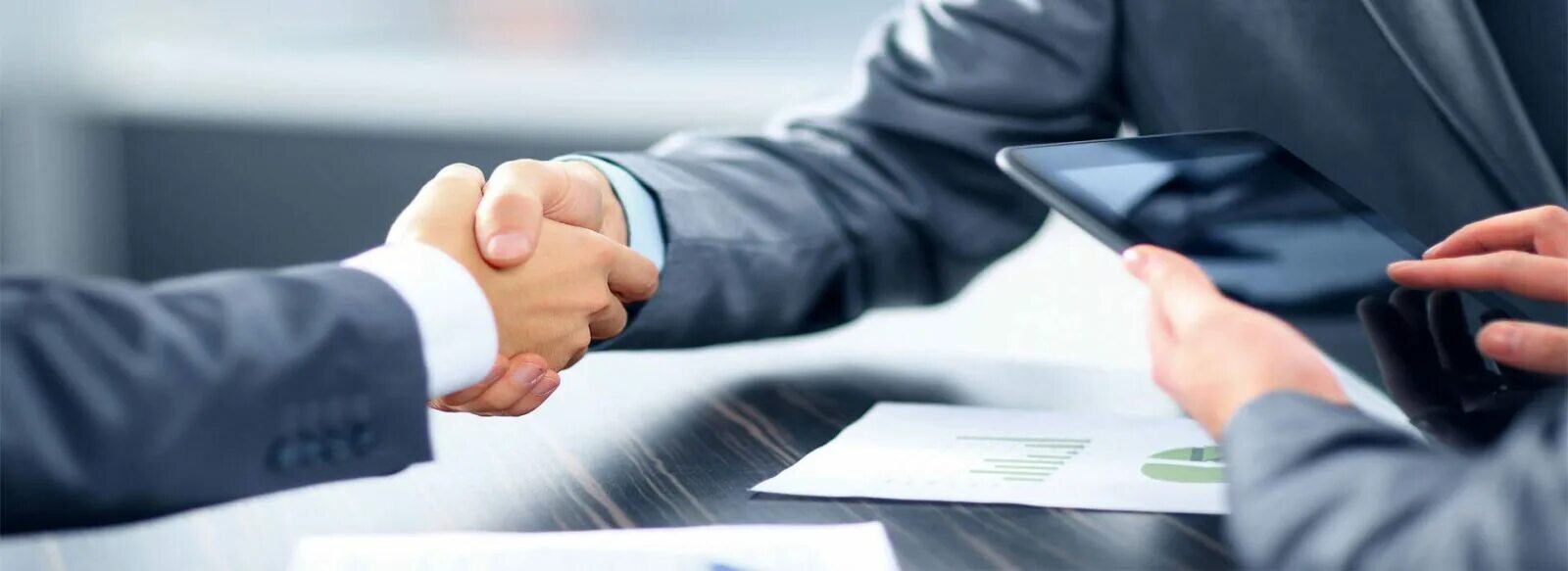 Юридические услуги. Llc registration. Деловое рукопожатие. Llc registration. Limited liability company dalniy-dv.
