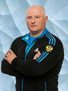 Старший тренер