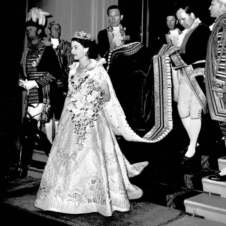 The Queen and Prince Philip celebrate their 70th wedding anniversary Queen eliza