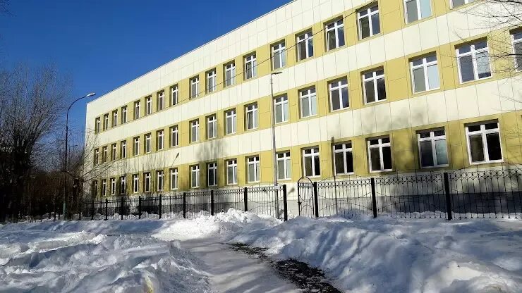 Моу сош 5 тюмень. 43 школа тюмень. Школа на фрунзенской 57. Екатеринбург 57 школа история. 22 школа школа тюмень.