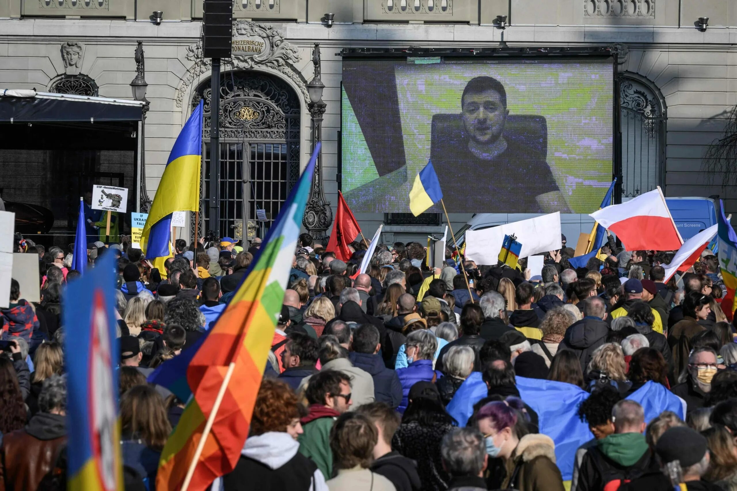 Сегодня у хохлов. Известные украинцы в России. Протесты против войны с Украиной. Демонстрация против войны с Украиной в Москве. Китай о войне с Украиной.