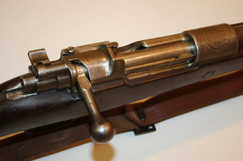 Затвор маузер 98к. Поворотный затвор оружейный. Затвор винтовки мосина. Маузер 98к. Затвор мосина винтовочный.