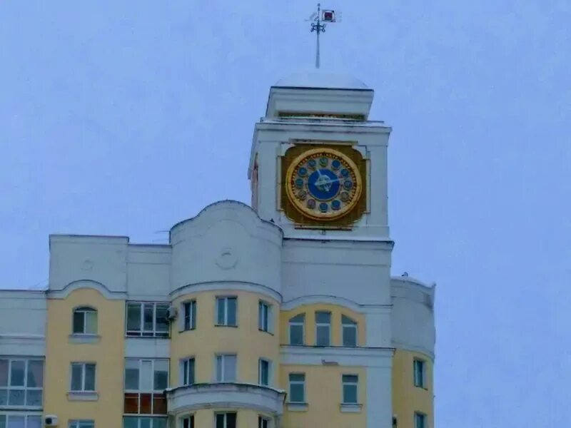 памятник на площади партизан в брянске. день защитника памяти защитников. победа 32 брянск. брянский планетарий, брянск, площадь партизан. брянск 23 февраля.