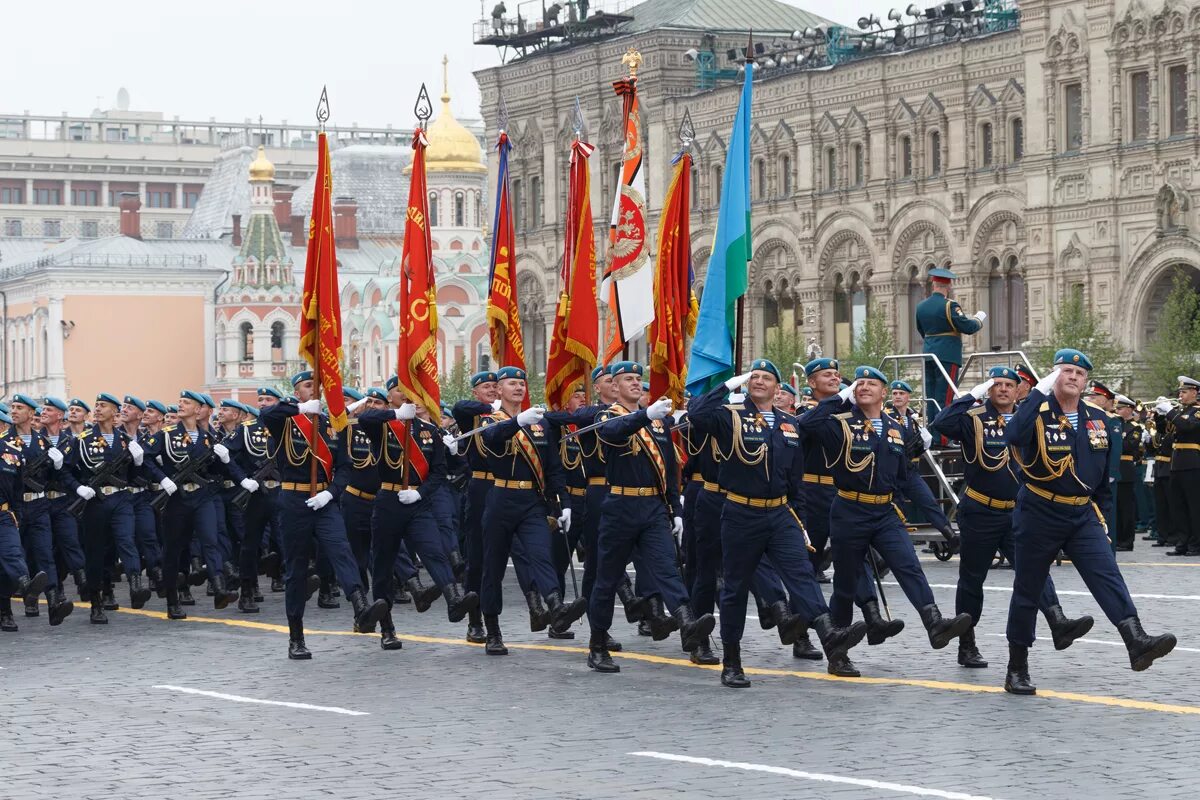 РВВДКУ парад Победы. Парад Победы на красной площади 2016 РВВДКУ. РВВДКУ парад красная площадь. Рввдуку парад красная площадьучилище на параде. Парад москва 17