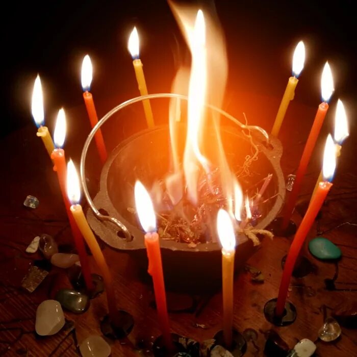 Мусульманские свечи от сглаза. Свечи защита программа. Защита свечами огненная. Свечи для обрядов. Свеча восковая "розмарин".