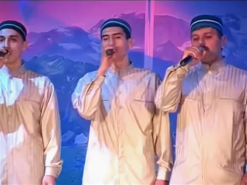 Nasheed taweel alshawq ahmed bukhatir. Нашид тавилю шавкъи. Наби нашидов. Нашид тавилю. Нашид тавилю.