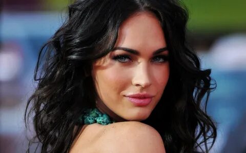 Картинка на рабочий стол губы, лицо, megan fox, брюнетка, глаза, волосы, ак...