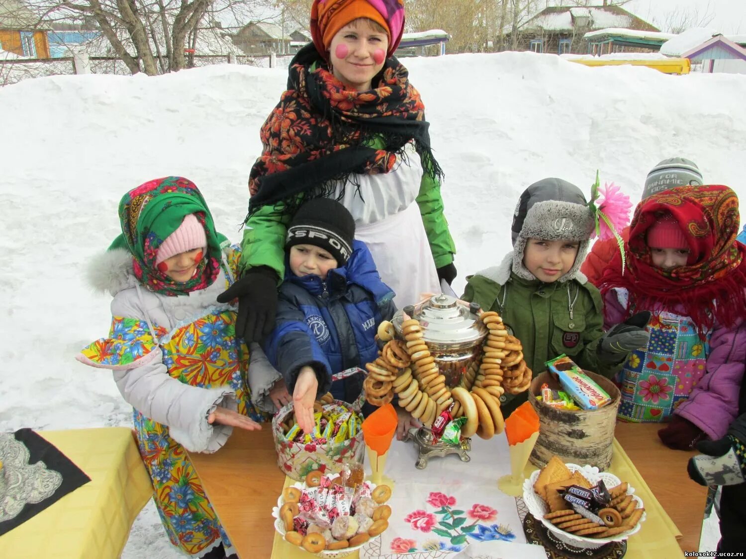 Игры на масленицу для детей 5 лет. Масленица в детском саду. Масленица всдетском саду. Масленицамв детском саду. Праздник Масленица в детском саду.