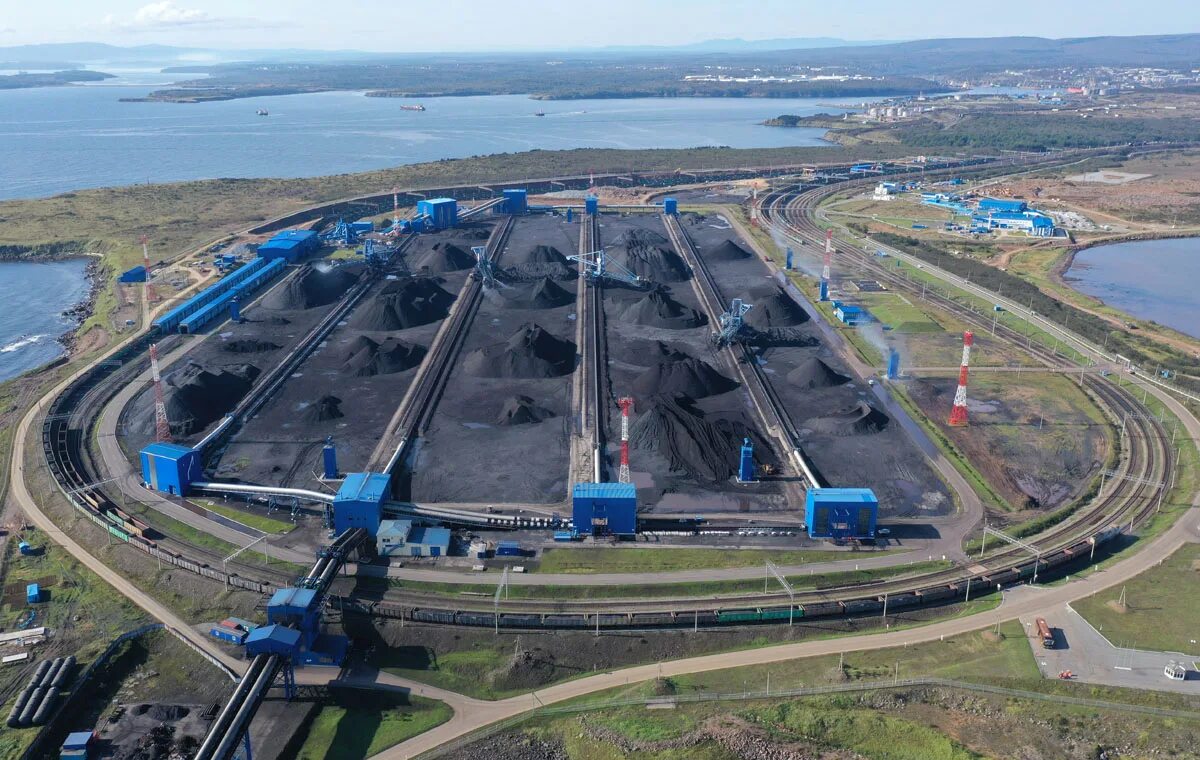 Порт порт угольный терминал. Порт ванино хабаровский край. балкерный терминал ванино. порт ванино угольный терминал. ванинский морской торговый порт советская гавань.