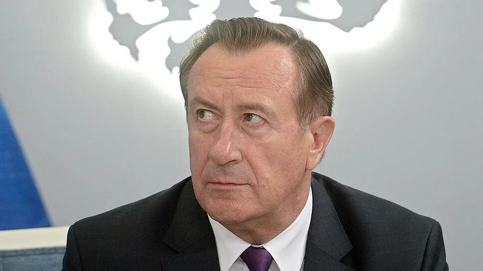 Коммерсант новосибирск. Коммерсант новосибирск. Власть новосибирска. Коммерсант новосибирск. Коммерсант новосибирск.