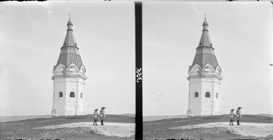 Часовня параскевы пятницы история. Красноярск часовня Параскевы. Часовня на караульной горе Красноярск. Пятницкая часовня Красноярск. Башня Параскевы пятницы Красноярск.