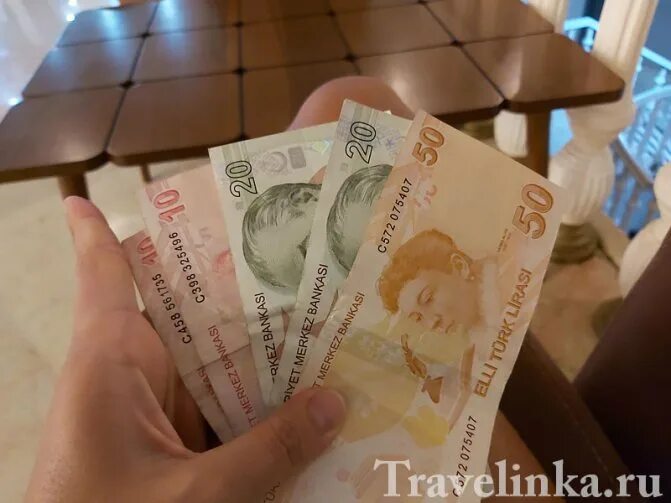 Обмен рублей на Лиры. Обмен денег в Турции. Какие деньги лучше брать в Баку. В Турции доллары или евро.