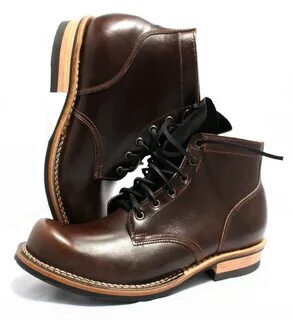 Service boots